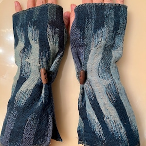 HANDMADE Boiled Merino Wool Fingerless Gloves with Toggle and side slit Blue