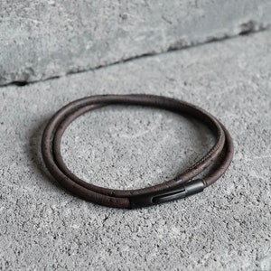 Vegan leren armband gemaakt van kurk