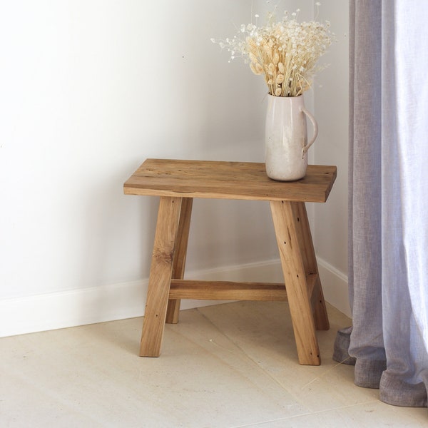 Petit banc en bois / tabouret / tabouret bois naturel/tabouret bois naturel