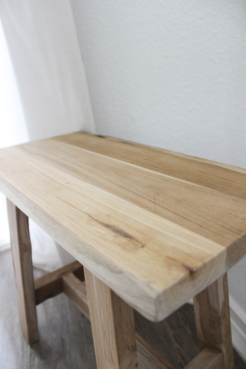 Petit banc / tabouret / repose-pieds en bois image 5