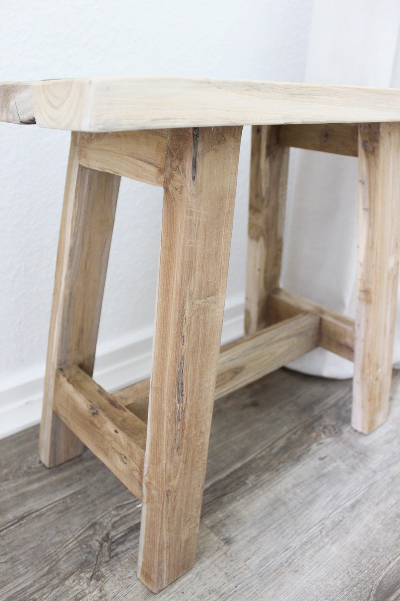 Petit banc / tabouret / repose-pieds en bois image 9