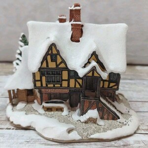 Snow Cottage Lilliput - Etsy