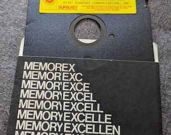 5.25" Floppy Disc MUPPETs ON STAGE The Muppet Disk 1987 for 64K APPLE Henson