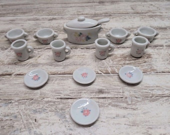 15 -Piece Mini Flower Tea Set White Pink.