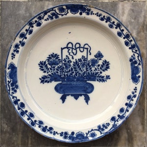 Large Antique 18th century Dutch Delft dish