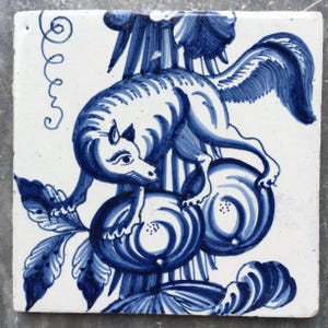 Antique 18th century Dutch Delft tile with a fox