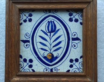 アンティークオランダデルフトタイル30枚、17世紀の花模様タイルセット