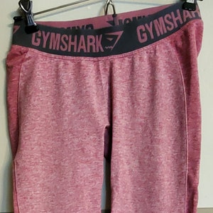 gymshark set leggings and sports bra size xs - Depop