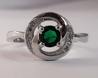 Sterling Silver Emerald Ring, May Birthstone Ring, Sterling Silver Promise Ring Women, Custom Ring with Birthstone, Stacking Ring