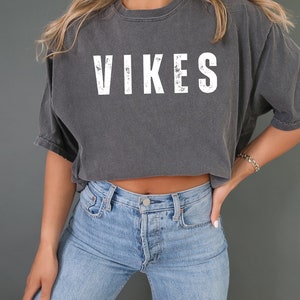 Vikings Shirt, Football Shirt, Minnesota Football Shirt, Game Day Shirt, Vikings, Vintage, Game Day Shirt, Gift Idea, Oversized Shirt
