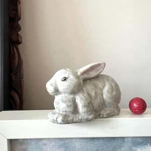 * vintage rabbit ୨୧ * 北欧チークの ウサギさん 北欧ヴィンテージ雑貨 チークのウサギのフィギュア 置物
