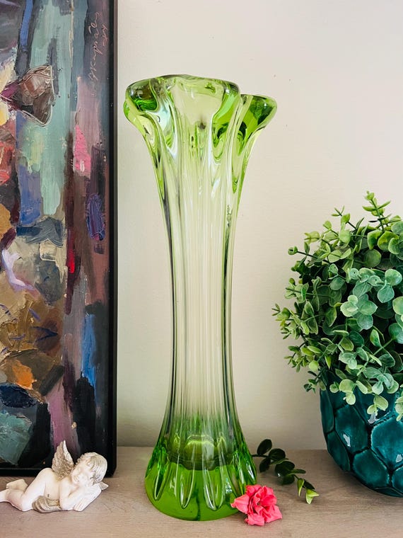 Beautiful Vintage Art Nouveau Green Glass Vase. 70's Vintage Vase