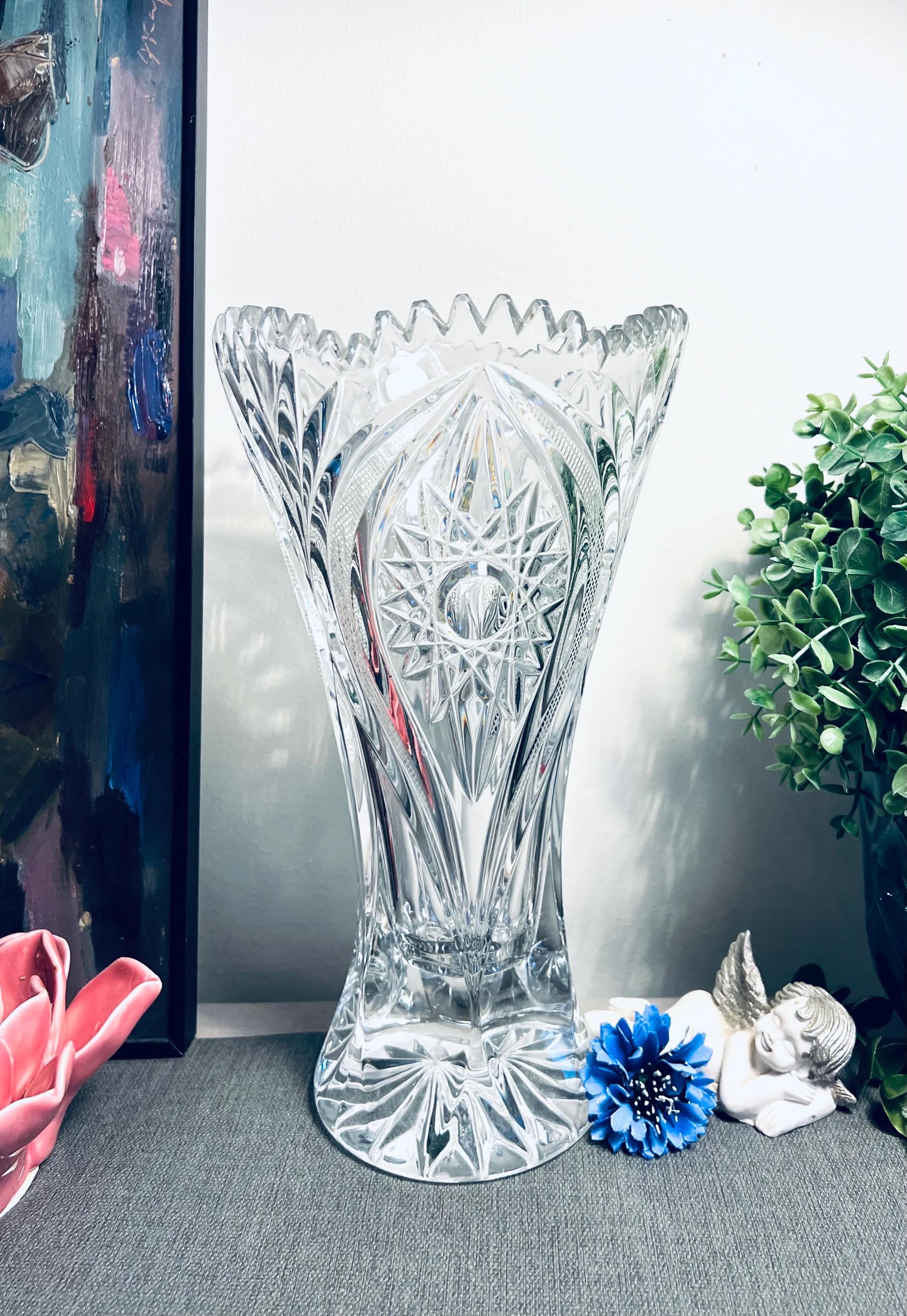 Amazing German Very Beautiful Large 27 Cm Crystal Vase, NACHTMANN BLEIKRISTALL 24% Crystal (SEIT 1834) Hand-cut, Clear Lead Crystal, Large