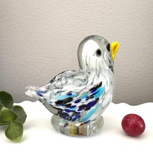 Amazing Vintage 1970s Murano style Art Glass Figurine  Blue Bird Paperweight Kosta Boda  - Sweden, collectible Blue  glass art bird figurine