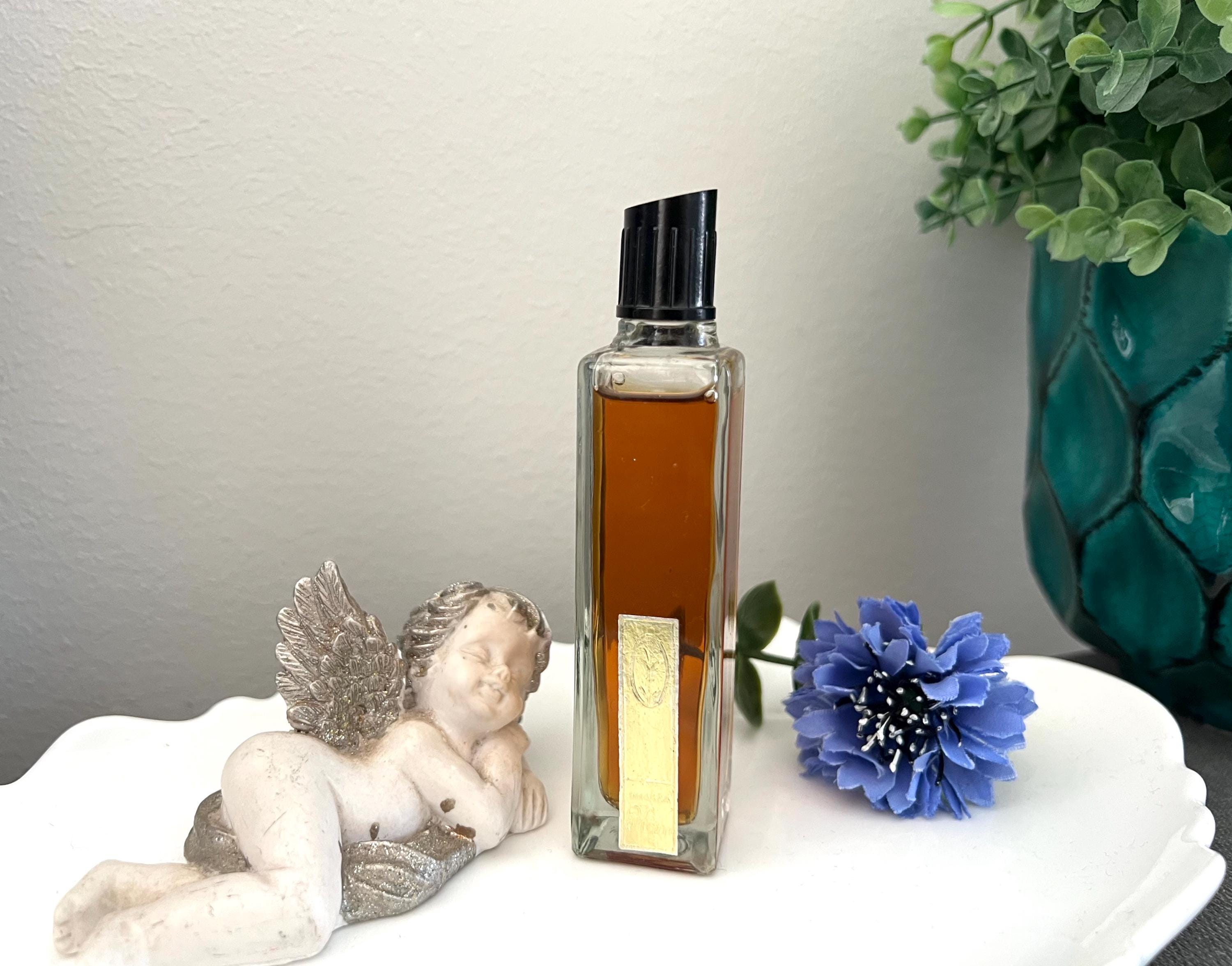 Tatiana perfume - Etsy 日本