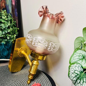 Antique France , Italy romantic mid century  Vintage  Lamp..wall lamp, art noveau lamp, gold plated retro wall sconce , brass wall lamp