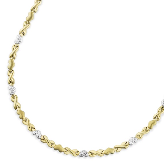 Hearts and kisses necklace deals