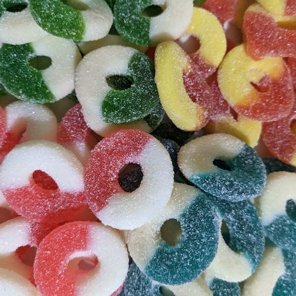 Lil' Sugar Mama's Gummy Rings. Watermelon, green apple, bluerazberry and peach. Small, large or bulk. Projects snack and more.