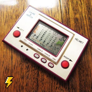 NINTENDO Helmet Game and Watch (CN-07) in Excellent Condition