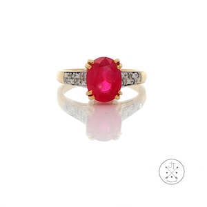 Vintage 18k Yellow Gold Ring with 2.24 ct Natural Ruby and Diamonds Size 7.25