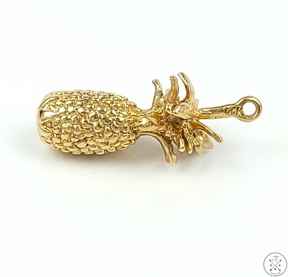 Vintage 14k Yellow Gold Pineapple Charm - image 6