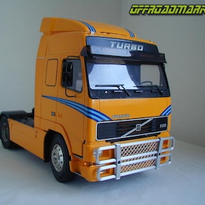 Defensas delanteras CITYFIGHTER para Volvo FH12 de Tamiya - Camión a escala 1:14 - Construcción de maquetas - Camión Bullguard