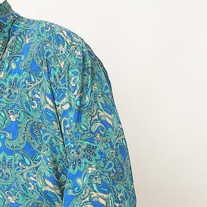 Herren Boho Seidenmischung Reverskragen Regal Haus Robe in Blau | Luxus Loungewear | Digitaldruck Lounge Robe | Perfektes Geschenk für ihn