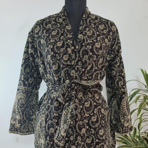Kimono unisex fatto a mano in misto lana di yak/vestaglia da casa/stampa paisley nera e beige/vestaglia invernale calda/vestaglia calda/regalo di Natale