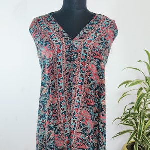Vestido largo de seda con escote halter y espalda descubierta en negro, azul y rojo / Vestido de verano Boho Goddess / Vestido con lazo / Vestido largo / Vestido ajustado con vuelo y lazo