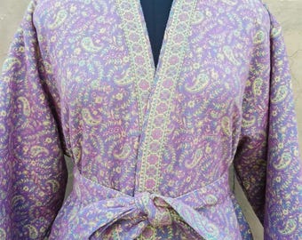 Kimono unisex XXL hecho a mano de mezcla de lana de yak / Estampado floral cachemir morado y rosa / Bata de invierno de diseño cálido / Regalo