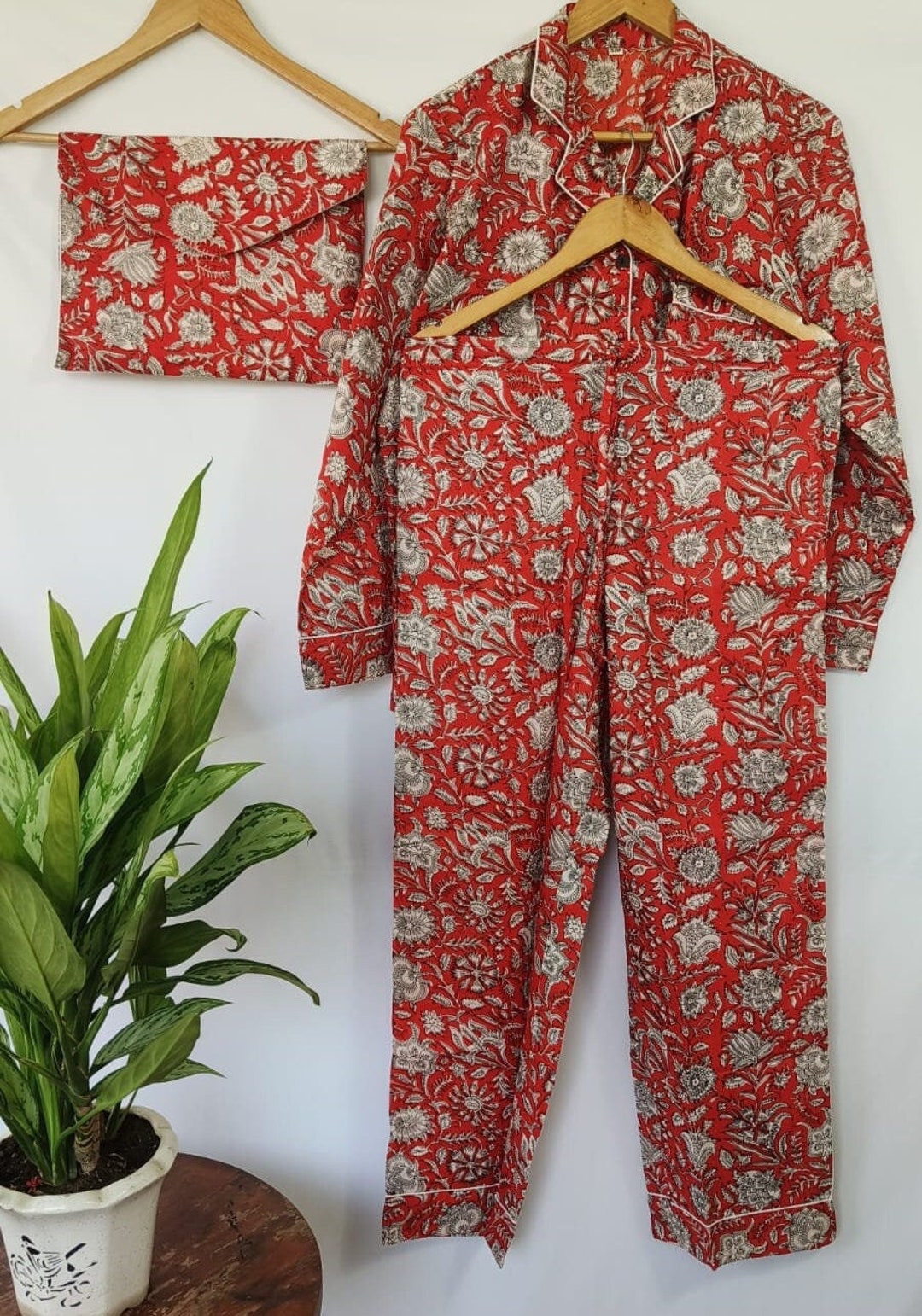 Babyhug 100% Cotton Woven Kurta Pyjama Set With Leaves Print - Red main image 1