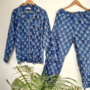 Comfortable Fit Pure Cotton Pyjama Set Handblocked in Indigo Blue & White
