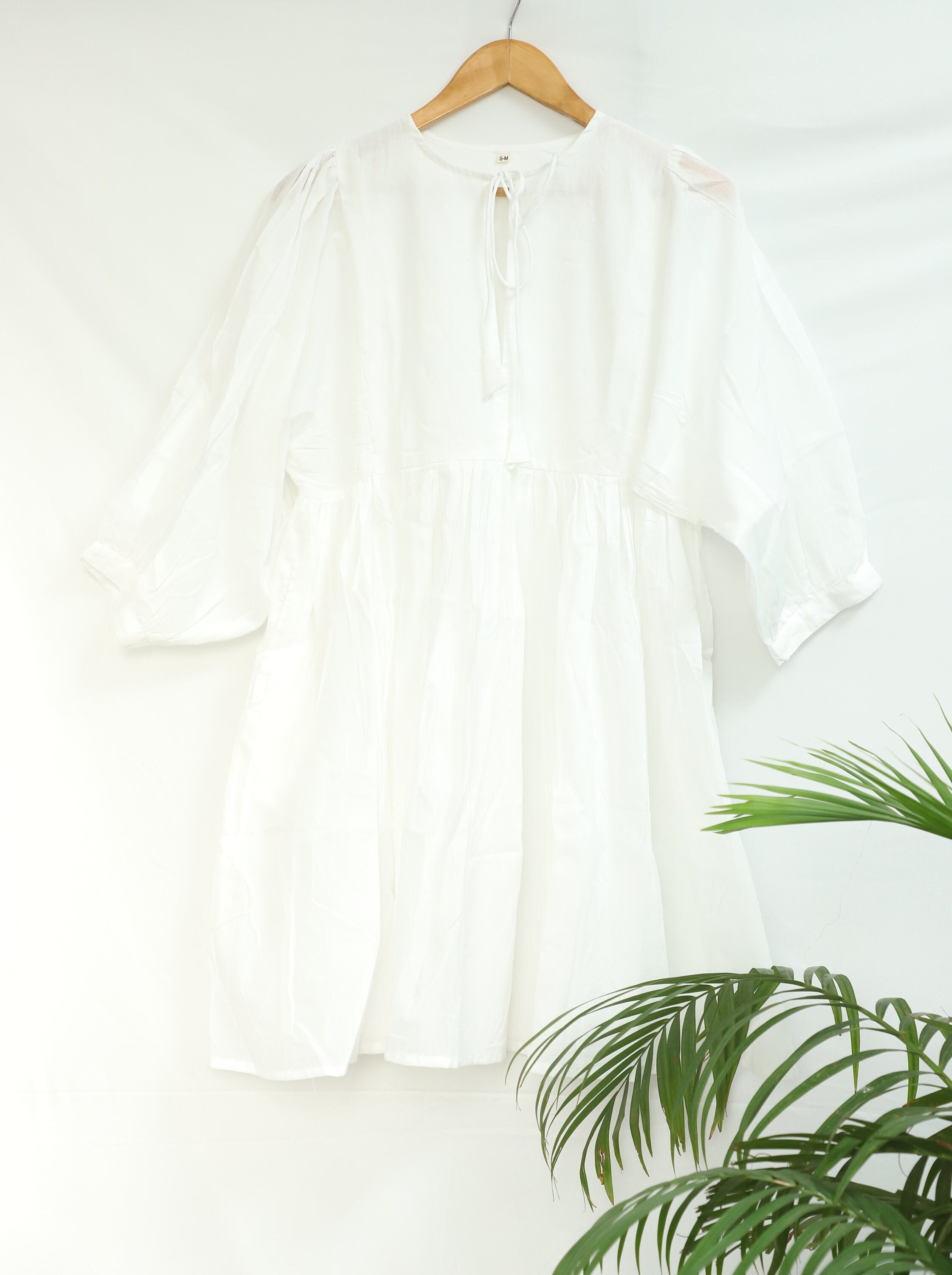h&m white flowy dress Women's White Ruffle-Trimmed Dress