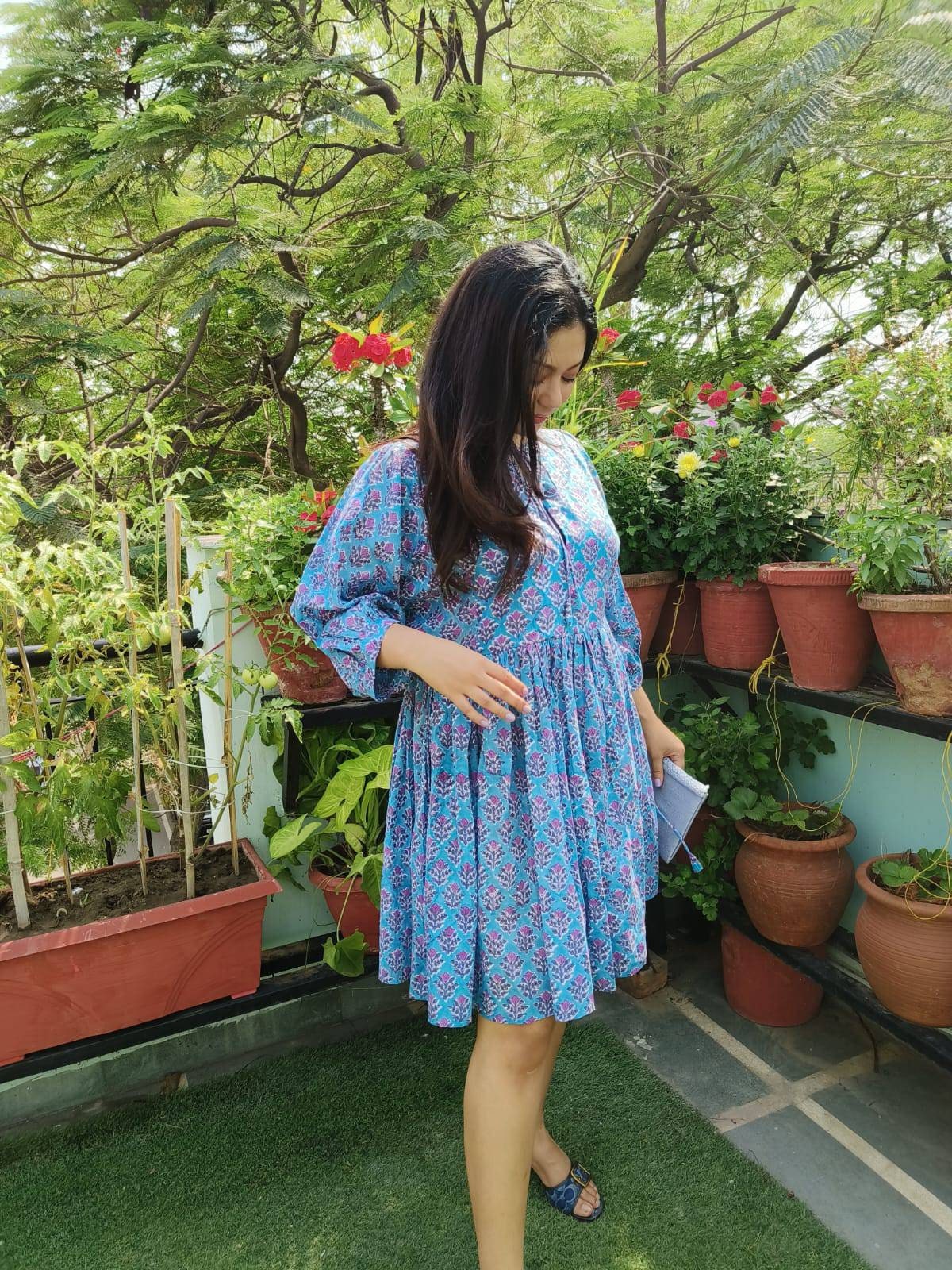 hidden garden balloon sleeve mini dress in floral print hidden garden balloon sleeve mini dress in floral print Black Floral Bella Mini  Dress