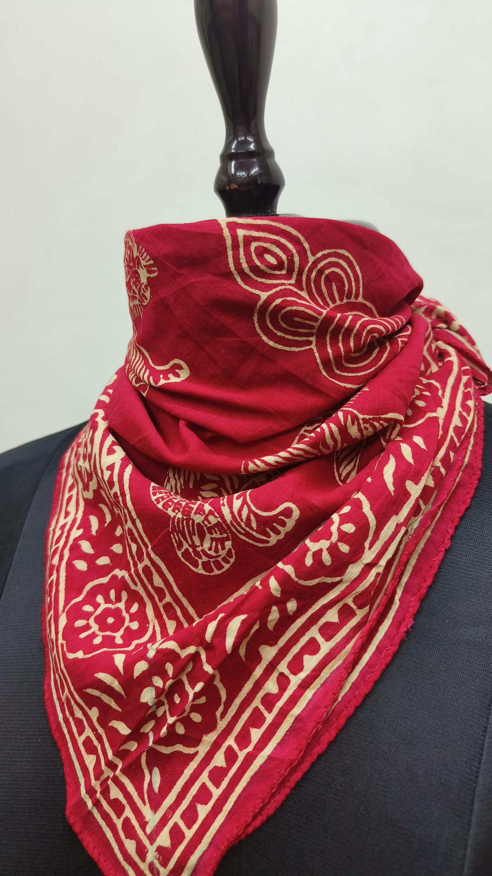 ハンドブロックプリントコットンバンダナ | インドの虎柄スカーフ | 赤