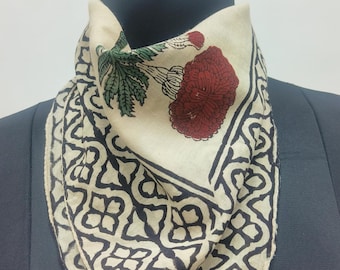 Pañuelo de algodón estampado a mano / Bufanda con estampado floral llamativo / Pañuelo étnico rojo y verde para la cabeza o el cuello