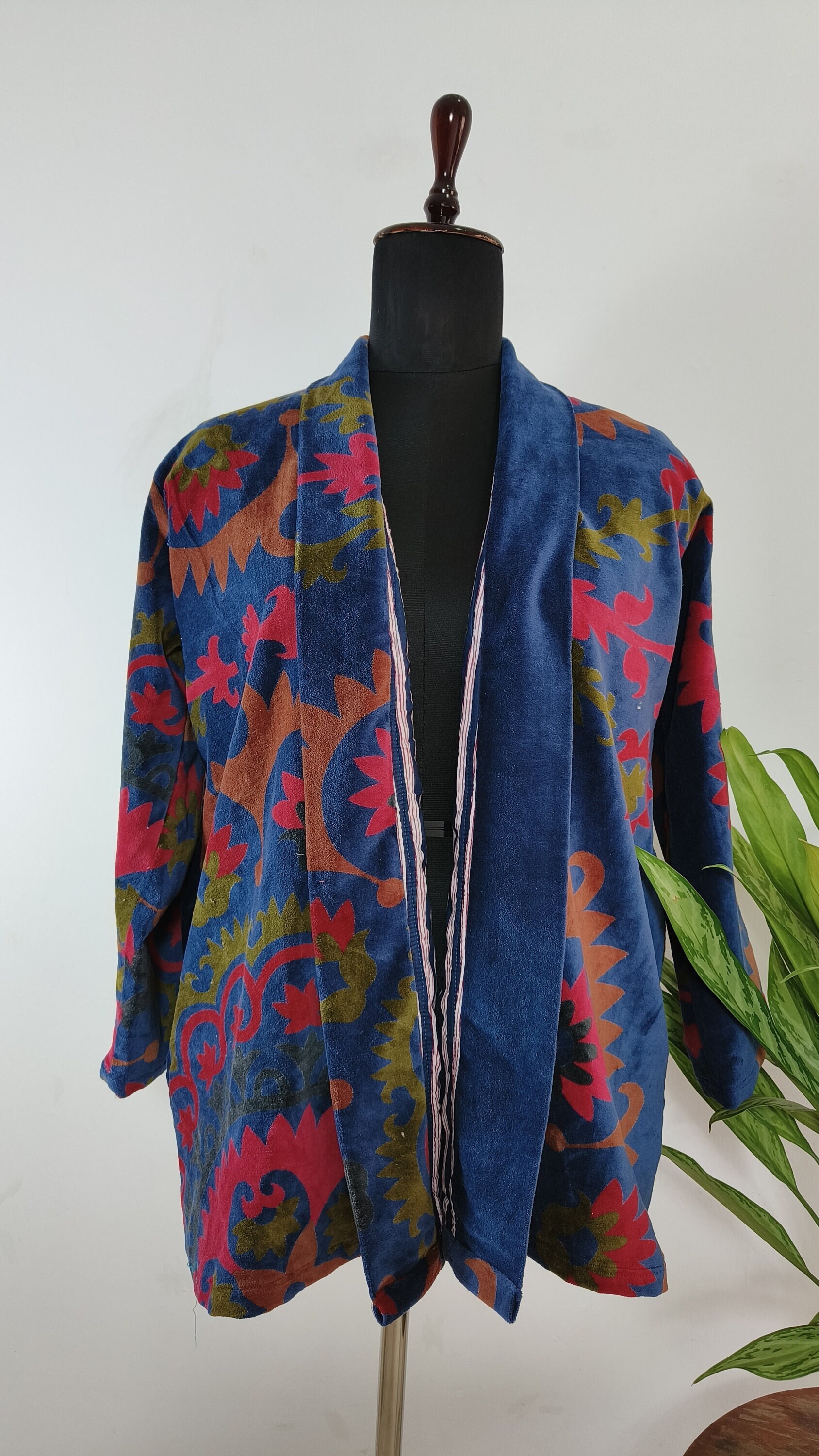 Relaxed Fit Short Velvet Open Jacket with Flap Collar with Cotton