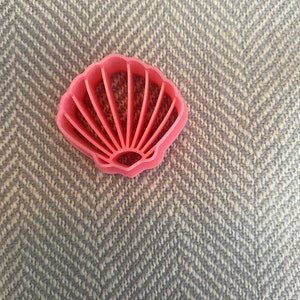 Scalloped Embossed Shell II Moroccan Clay Cutter | Polymer clay shape cutter | embossing cutter |earring shape mold  | handmade earrings