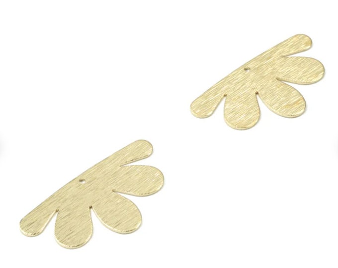 2 Pieces Brass Flower Earring Charms - Raw Brass Textured Flower Pendant - Earring Findings - Jewellery Supplies - 33.84x18.11x0.79mm