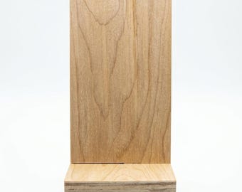 Soporte de madera para teléfono