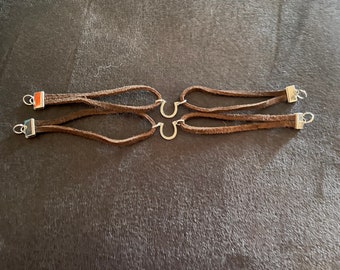 Horse shoe bracelet