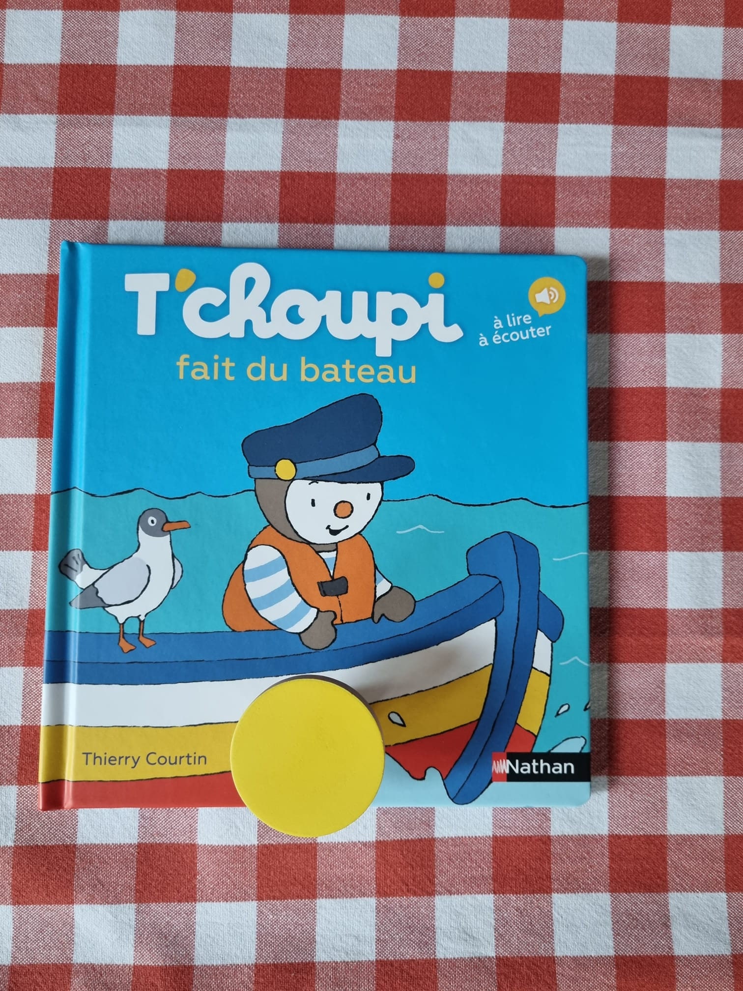 Watch T'choupi