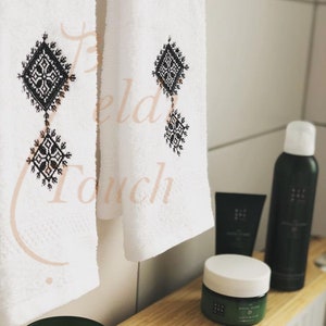 Embroidered terry towel, Moroccan embroidery, Moroccan decor, home decor, handmade, Beldi, Moroccan crafts, Towel, Tarz embroidery, Fassi