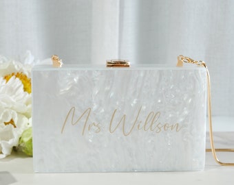 Personalized Hardshell Pearl Clutch,Monogrammed Clutch for Her,Monogrammed Retro Chic Clutch,Bridesmaid Hand Bag,Bride Clutch,Bride Purse