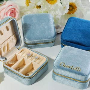 Personalized Bridesmaid Jewelry Case,Personalized Italian Velvet Travel Jewelry Box,Jewelry Case with Mirror,Monogrammed Velvet Jewelry Box