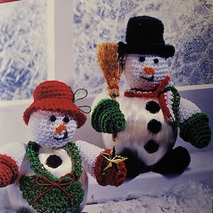 South Maid Christmas Tradition Decorations to Crochet Pattern Book