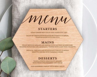 Hochzeitskarte Holz, Holz Gravur Menü, Hochzeitsmenü personalisiertes Hochzeitsmenü, Hochzeitsmenüschild, Rustikales Hochzeitsmenü Holzmenü
