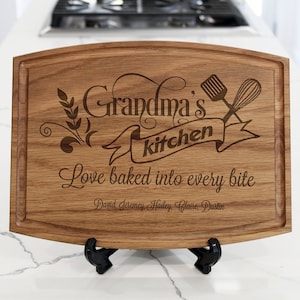 Grandmas Cutting Board, Personalized Cutting Board, Personalized Cheese Board Engraved Cutting Board Wedding Gift, Gifts for Grandma