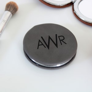 Personalized pocket mirror small hand mirror vanity mirror small compact mirror cute compact mirror Bridesmaid Gifts Maid of Honor --PMR-G-1