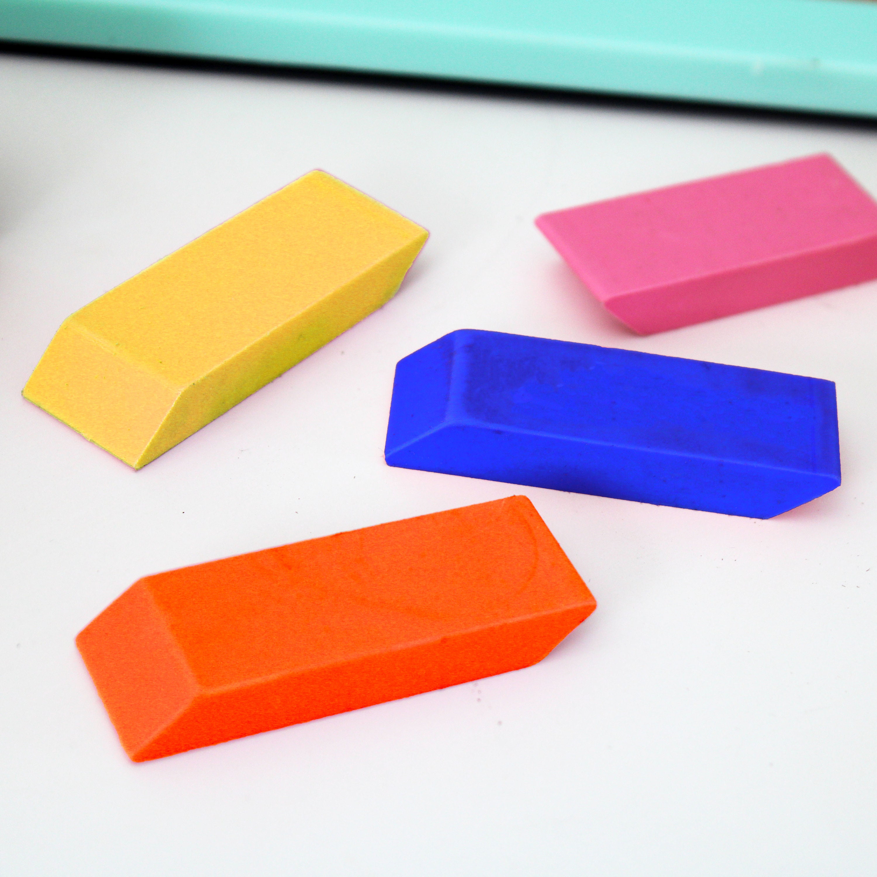 6 Stück Niedliche Radiergummis Mit Roller - Tier-Motive Für Kinder